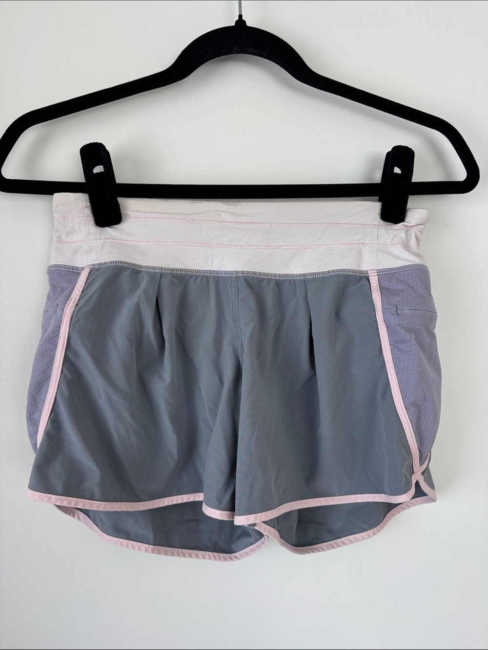 Lululemon Women's Gray and Light Pink Athletic Shorts Size 2